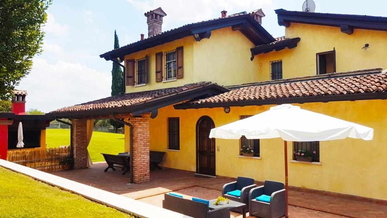 Casa Vacanze Soleluna Montichiari Kültér fotó
