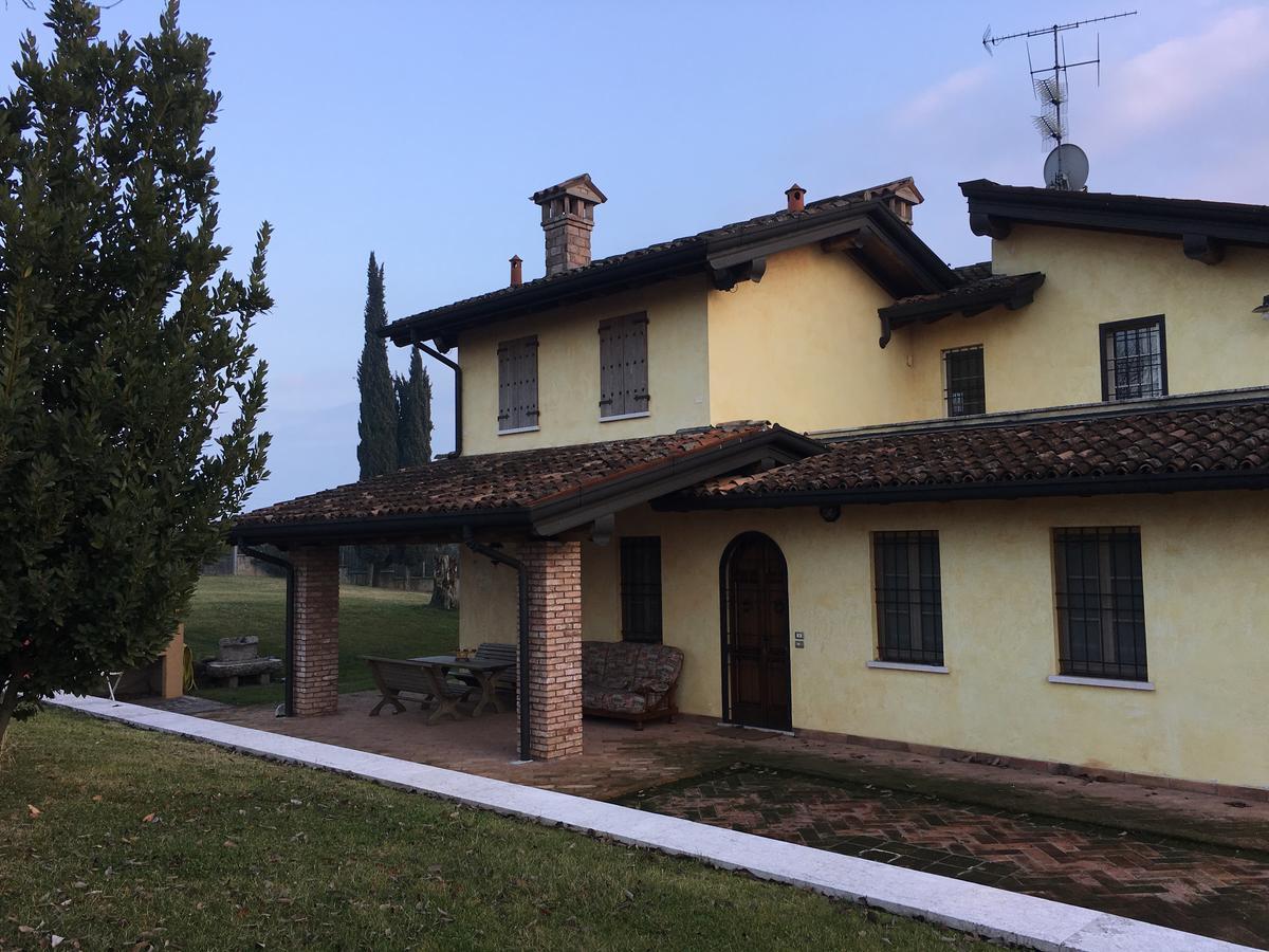 Casa Vacanze Soleluna Montichiari Kültér fotó